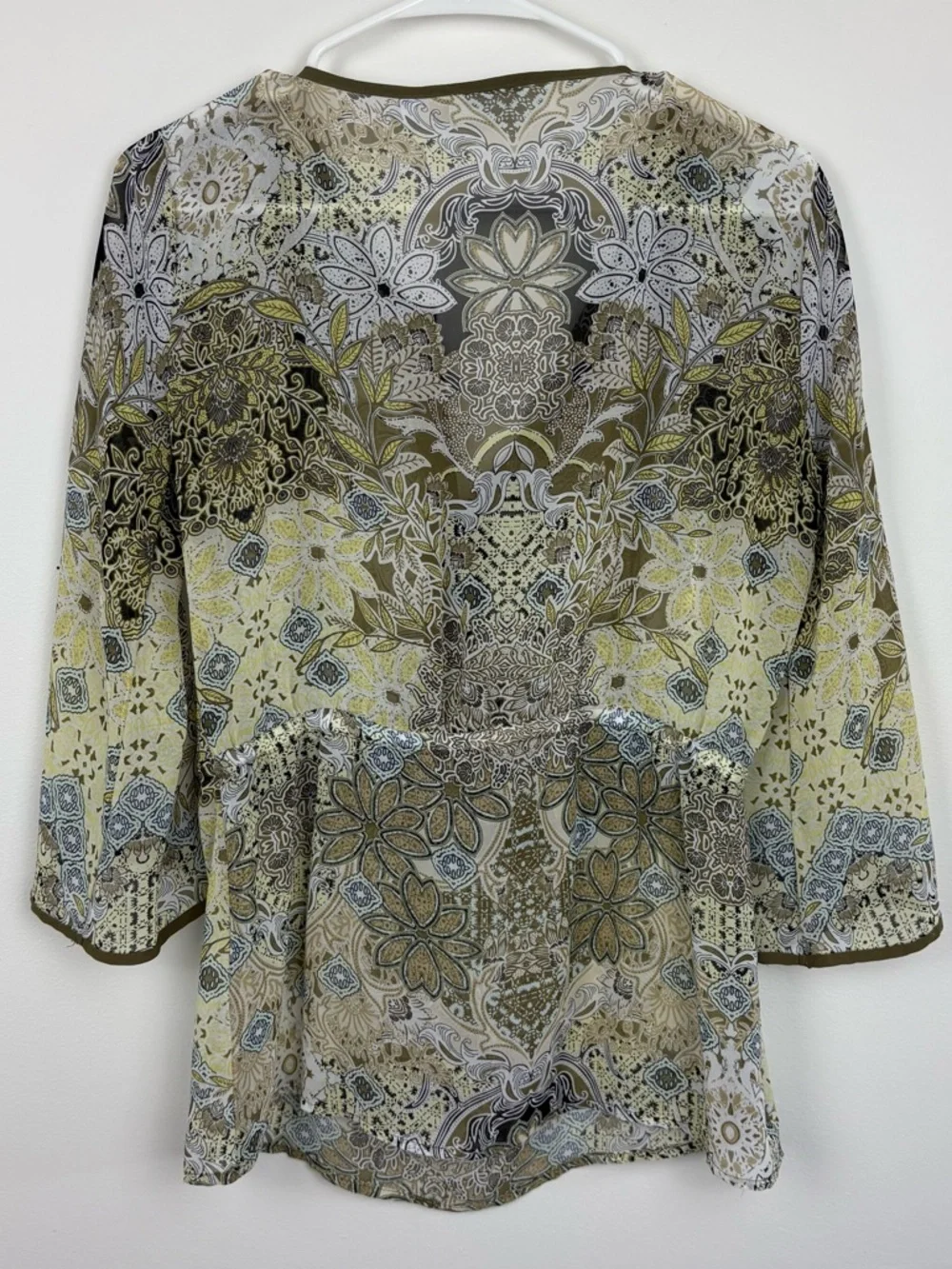 New York & Company Paisley Boho Split-Neck Blouse XS Olive and Beige Like New - Picture 5 of 10